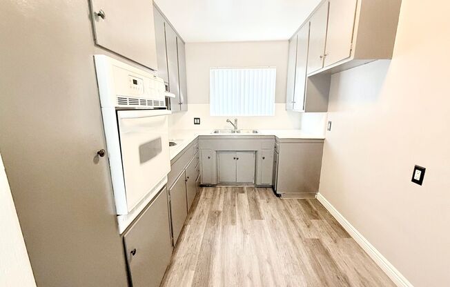 Cazador Court Apartments