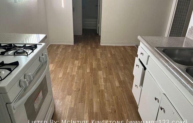 1 bed, 1 bath, 610 sqft, $1,795