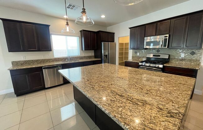 1312 FANTASTIC CT