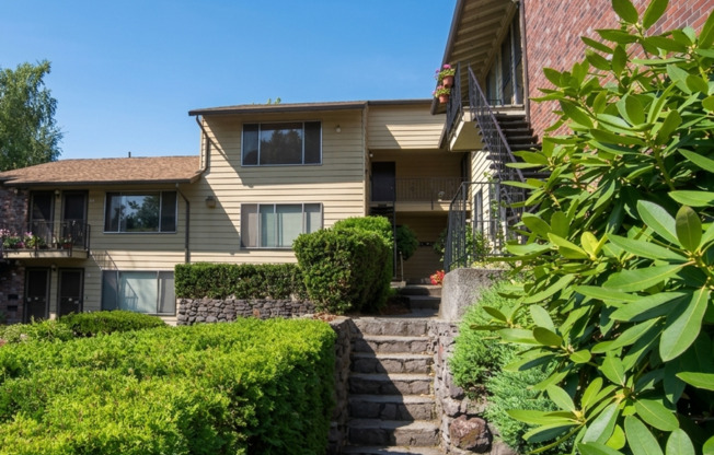Laurelhurst Terrace