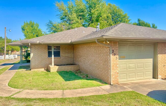 Cute 2 Bed Duplex in Downtown Edmond