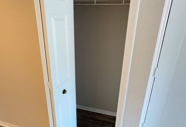 Beautiful 1 bedroom condo for rent in Lakeview at Calusa Trace