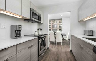 415 E OHIO
