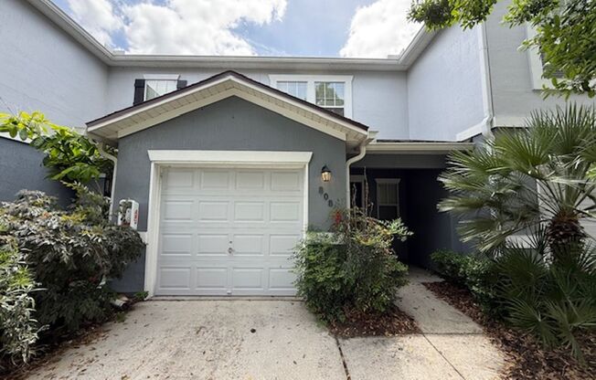 Spacious 2-Bedroom Townhome in Cypress Trace!