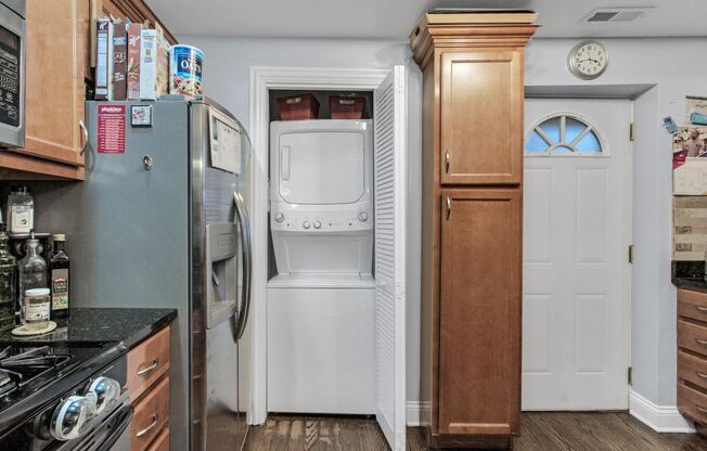 5726 N MOZART