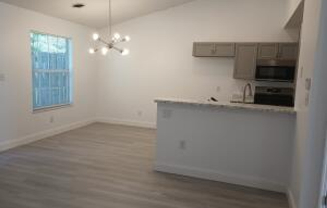 2 beds, 2 baths, $1,650