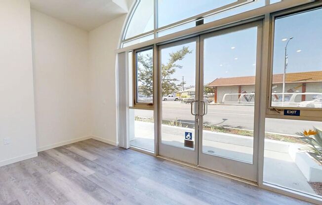 Studio, 2 baths, 867 sqft, $2,795, Unit Live/Work Loft - B