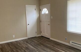 2 beds, 1 bath, $1,091