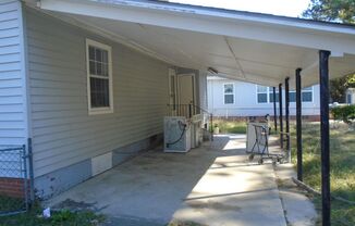 2 beds, 1 bath, $1,150