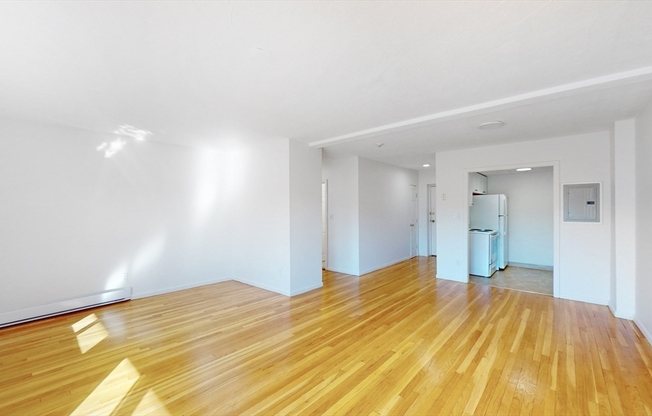 525 HIGHLAND AVE