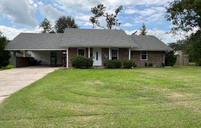 Newly Renovated 3B/2B Home Available in Lake Charles