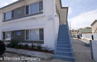 1433 Grand Avenue