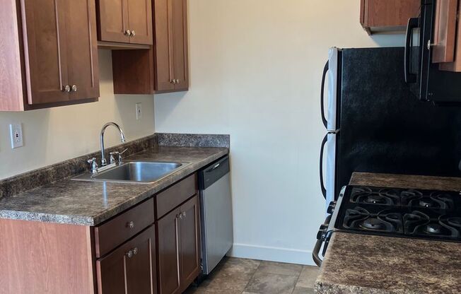 1 bed, 1 bath, $1,150, Unit 308