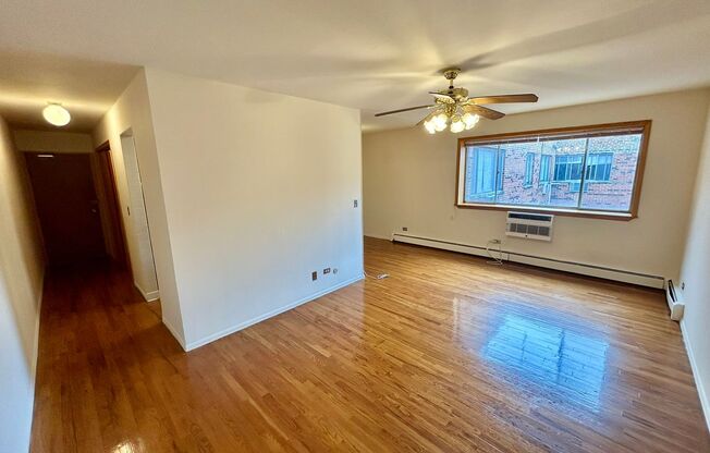 1 bed, 1 bath, 700 sqft, $2,035, Unit 531-521