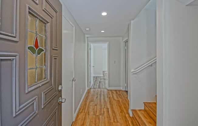 3 beds, 2 baths, $4,000