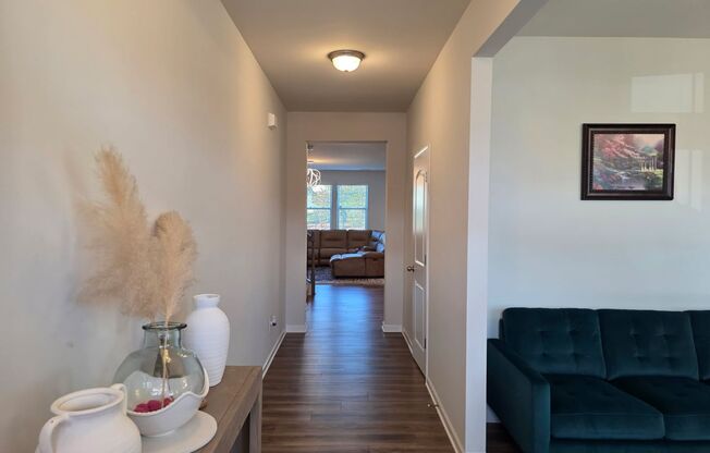Huge 5 Bedroom / 4.5 Bathroom North Charlotte