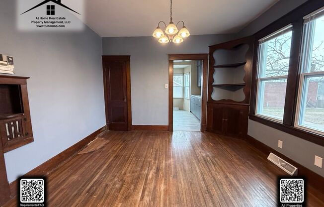 2 beds, 1 bath, $1,200