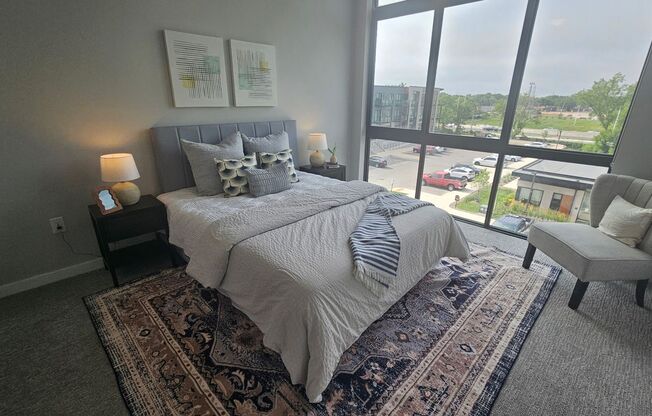 2 beds, 2 baths, 1,306 sqft, $2,100, Unit 201