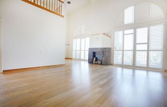 Sunlight Galore 2 Bed / 3Bath + Loft + Sundeck Condo in Westwood!