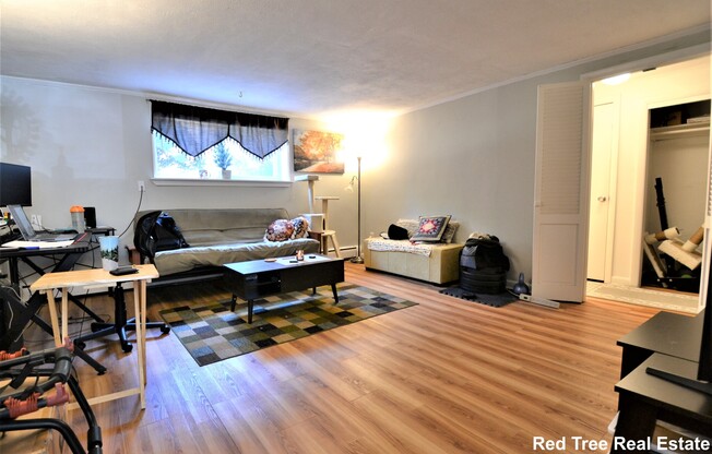 58 Bryon Rd.