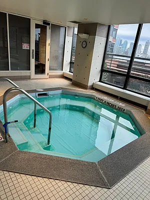 Studio, 1 bath, 588 sqft, $4,500, Unit 6D