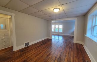 2 beds, 1 bath, $850