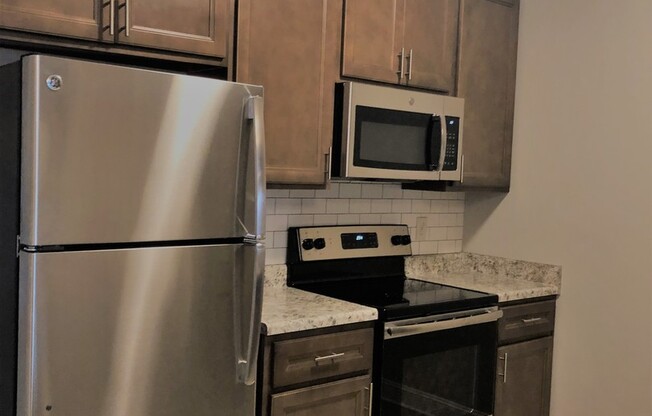 1 bed, 1 bath, 848 sqft, $775, Unit 25