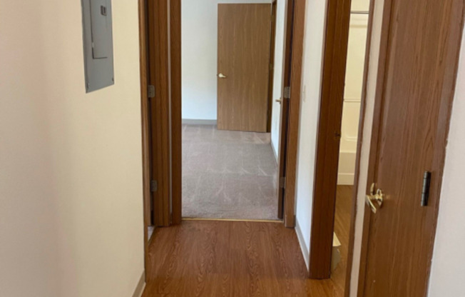 2 beds, 1 bath, 1,000 sqft, $975, Unit TE218X-218