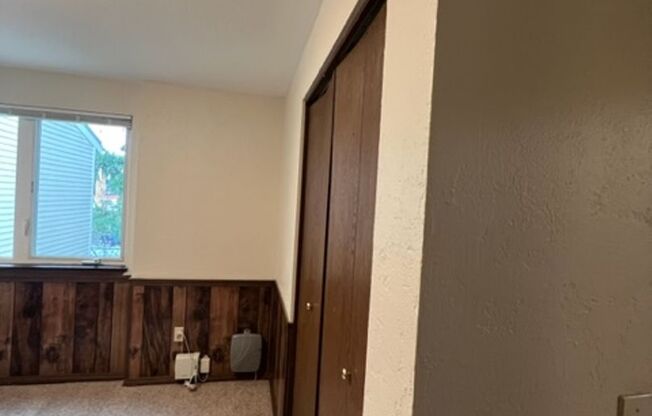 3 beds, 2 baths, $2,350