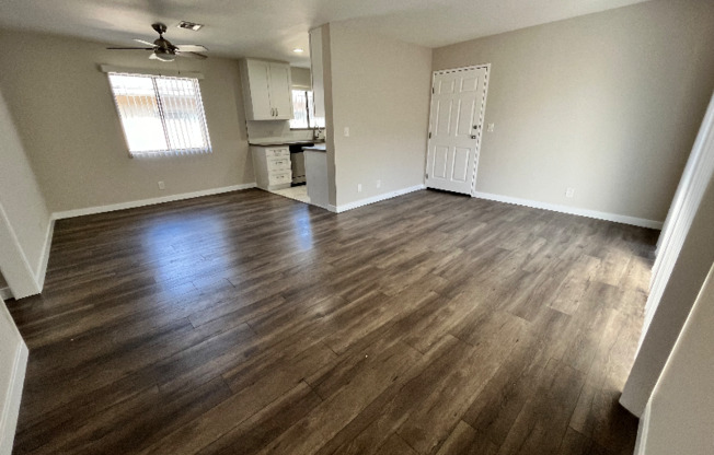 507 E CEDAR AVE