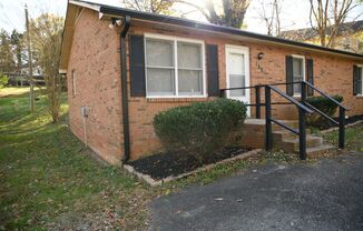 2 beds, 1 bath, $1,350