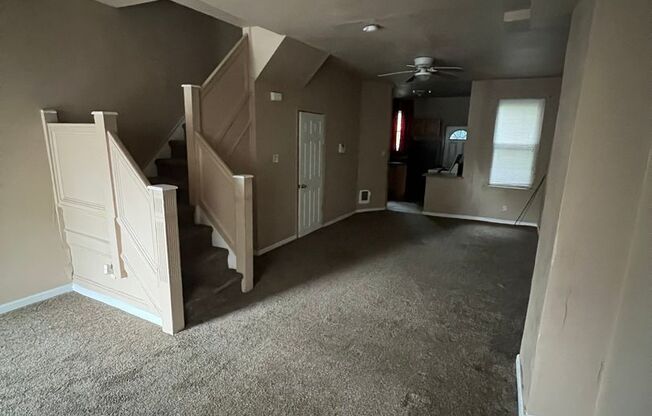 Carroll Park Area Main Street, Big 3 bedroom!