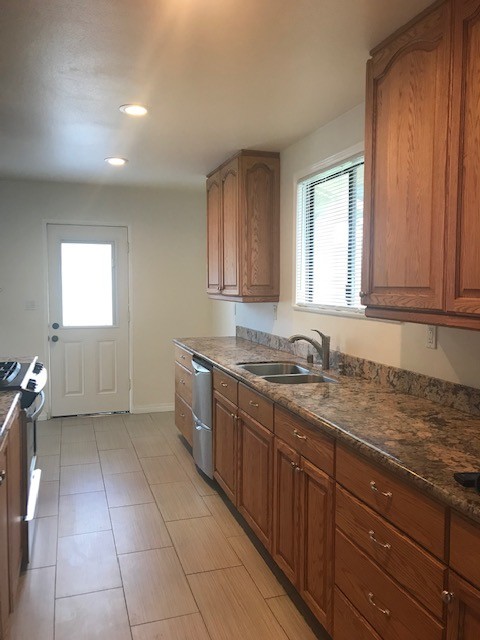 Single story 3 bed, 2 bath home with RV Access