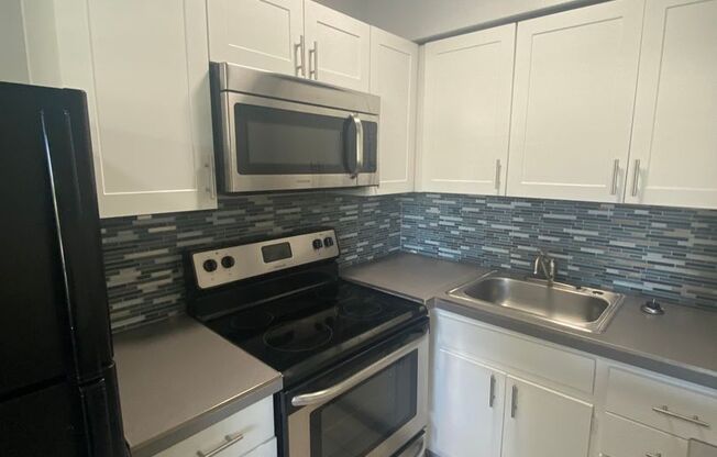 1 bed, 1 bath, $1,695, Unit 3