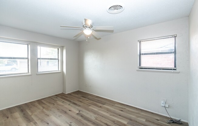 3 beds, 1 bath, $1,150