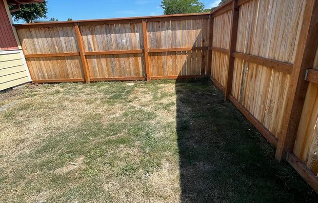 2 beds, 1 bath, 945 sqft, $1,500, Unit 029