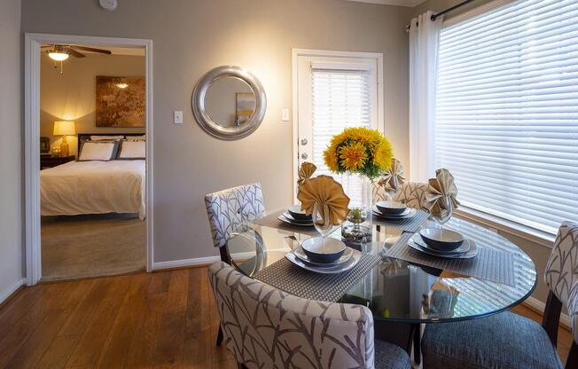 2 beds, 2 baths, 1,106 sqft, $1,375
