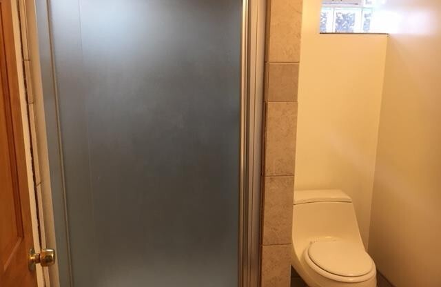 3 beds, 2 baths, $2,325, Unit 100 A