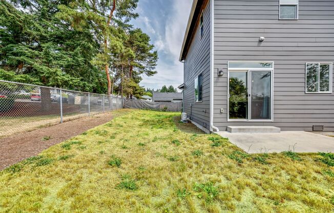 Newer Duplex Bremerton