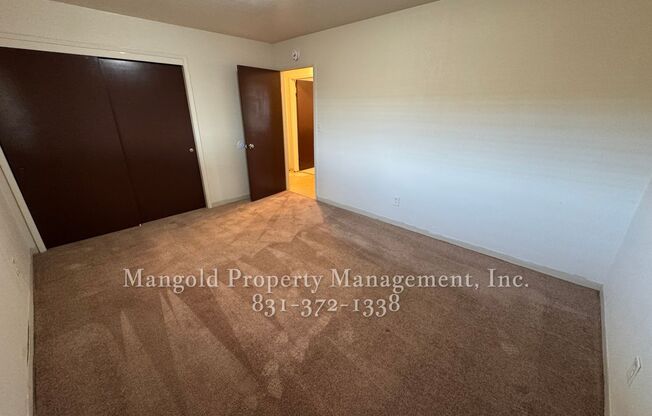 2 beds, 1 bath, $2,200, Unit 15