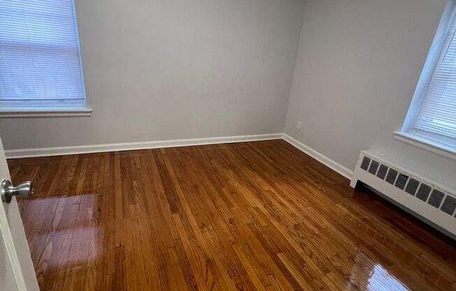1 bed, 1 bath, 800 sqft, $1,525, Unit 415 12-G