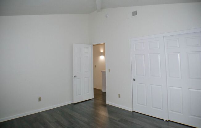 3 beds, 2.5 baths, 1,752 sqft, $4,695, Unit 1525 Hornblend Street