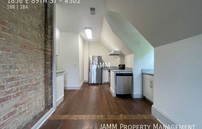 1856 E 89 ST