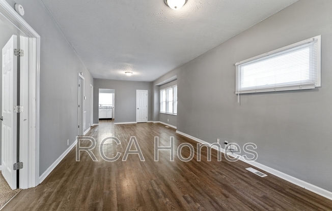 2165 N DEXTER ST
