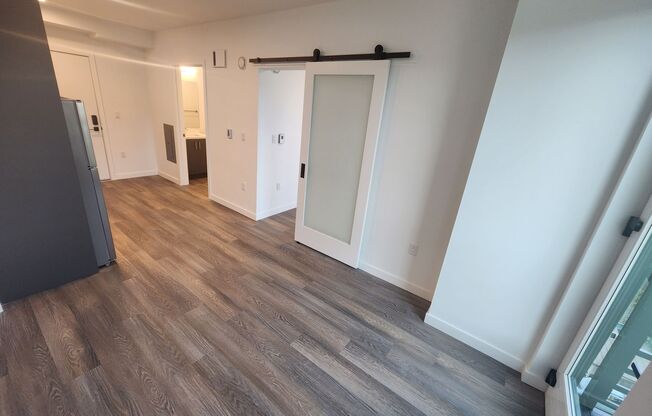 1 bed, 1 bath, 385 sqft, $1,695, Unit 504