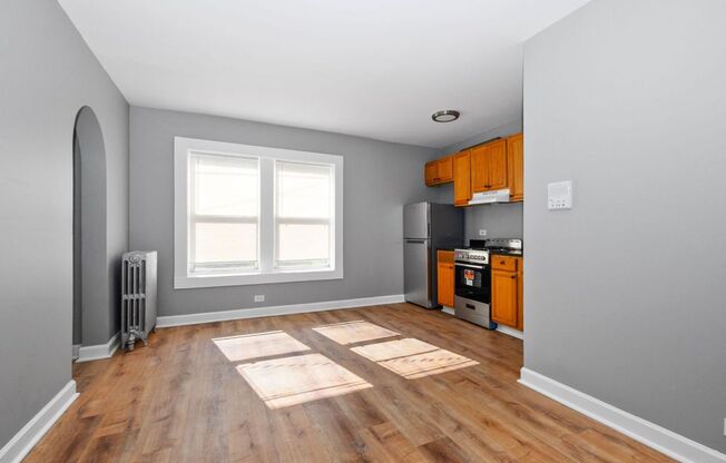 1 bed, 1 bath, 400 sqft, $1,400, Unit 4344 - 112