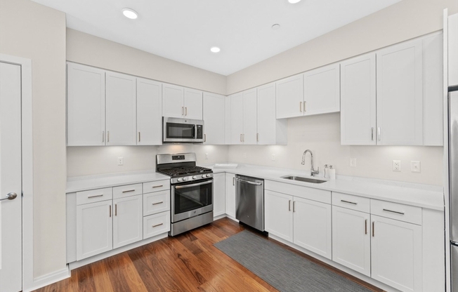 2 beds, 2 baths, 1,194 sqft, $4,000, Unit 417