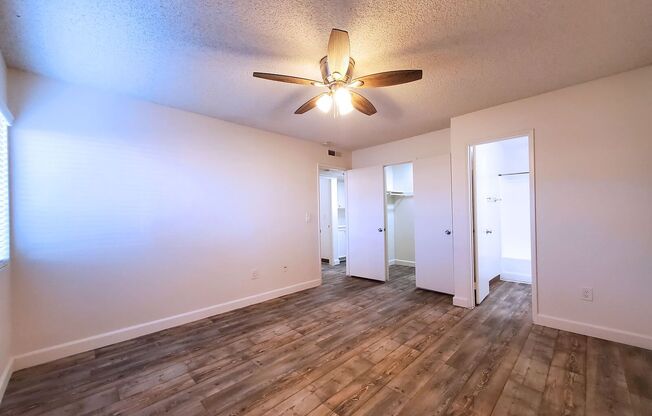 2 beds, 2 baths, $2,025, Unit 1043-F