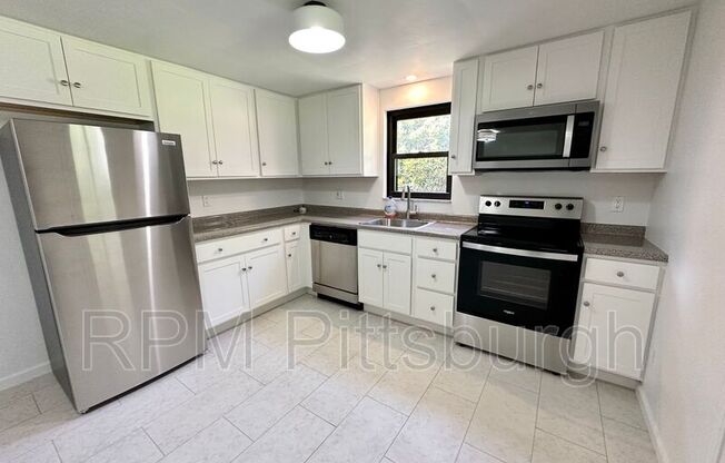 6416 VERONA RD