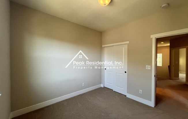 3 beds, 2.5 baths, $3,800